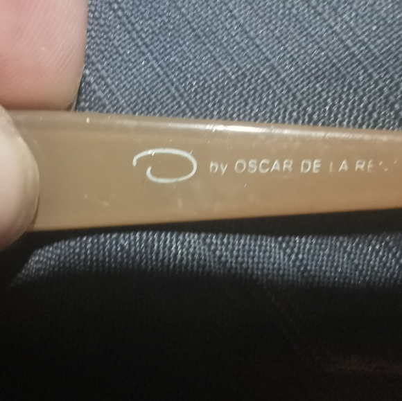 Oscar de la Renta sunglasses - Picture 4 of 4